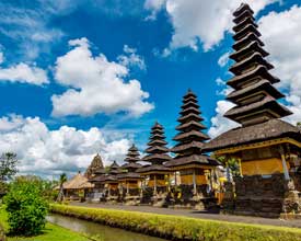 Taman-Ayunt-Temple-Bali